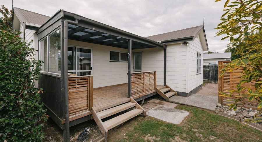  at 1 Willowstream Grove, Cloverlea, Palmerston North, Manawatu / Whanganui