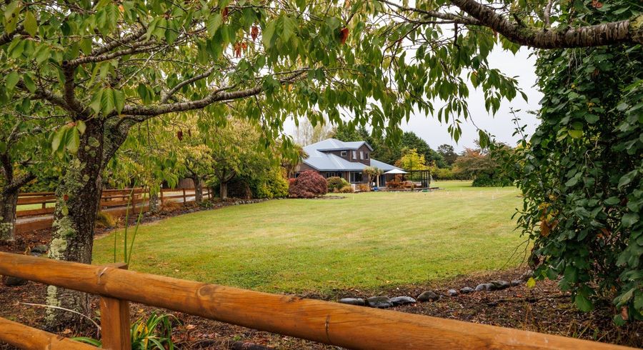  at 46 TURITEA RD, Fitzherbert, Palmerston North