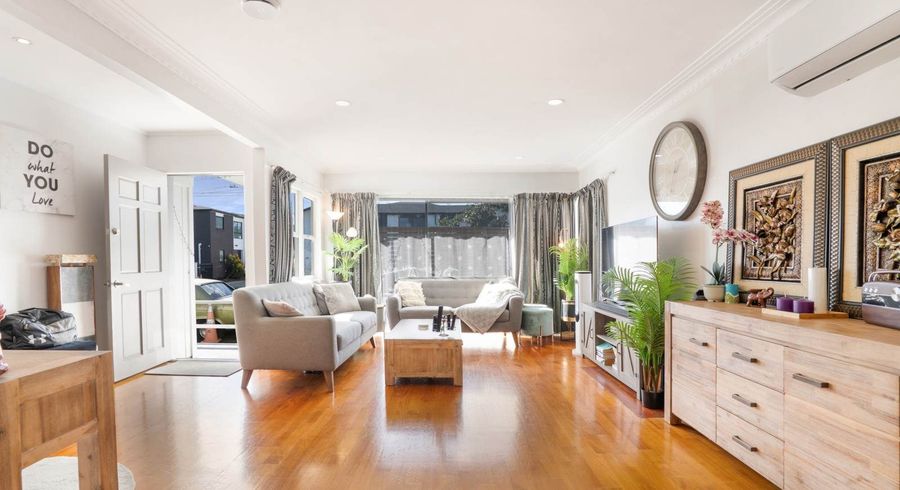  at 3 Wilmshurst Avenue, Papatoetoe, Manukau City, Auckland