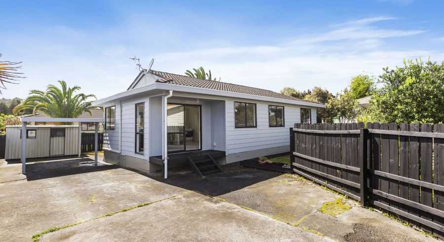  at 2/26 Karepo Crescent, Ranui, Waitakere City, Auckland