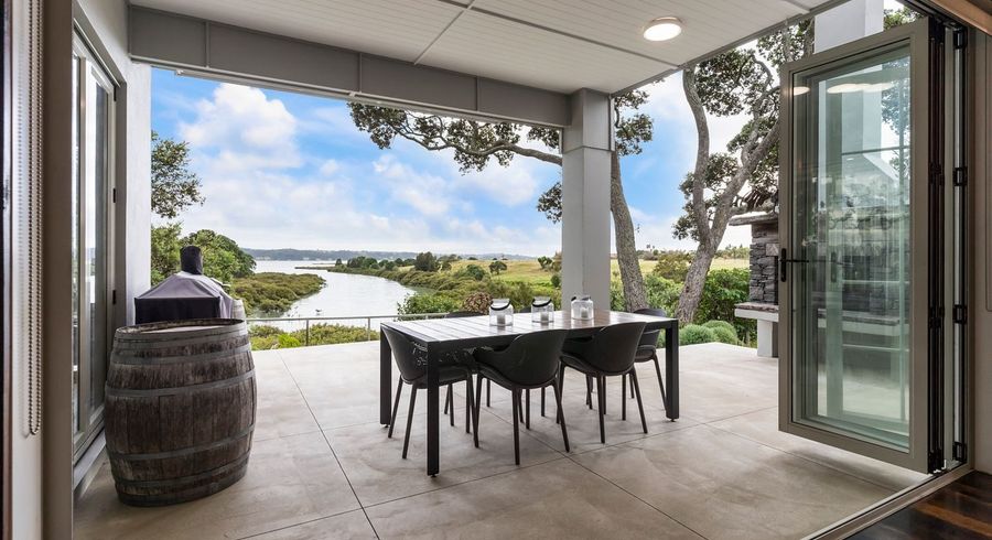  at 38 Newell Street, Point Chevalier, Auckland