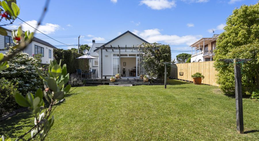  at 43 Kowhai Road, Mairangi Bay, Auckland