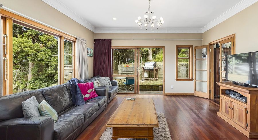  at 54D Severn Street, Island Bay, Wellington