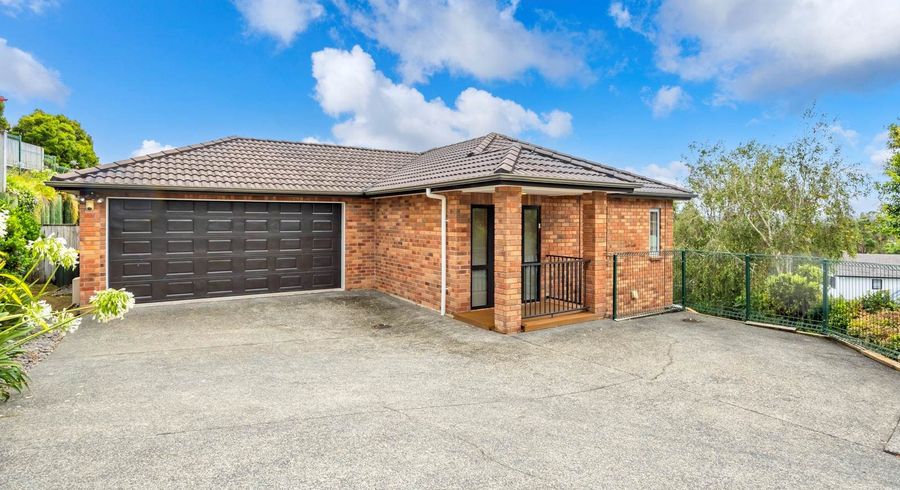 at 118B Sunset Road, Unsworth Heights, Auckland