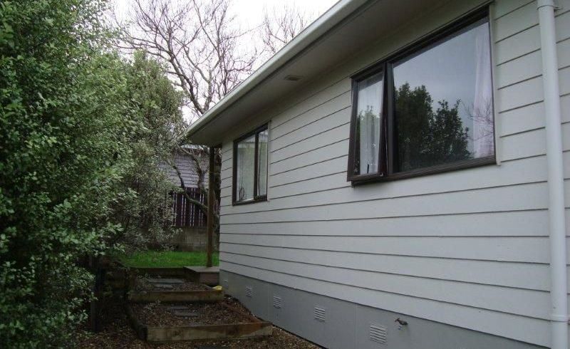  at 32 Sycamore Drive, Sunnynook, Auckland