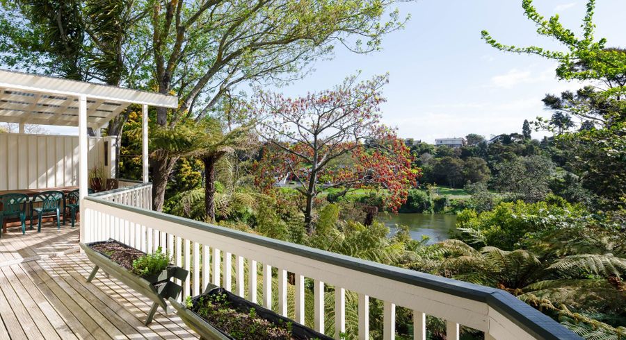  at 15 Kelly Place, Chartwell, Hamilton