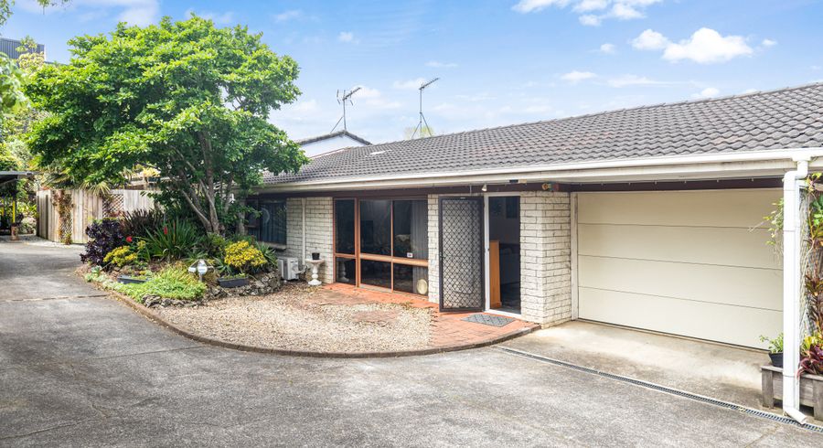  at 2/22 Golf Avenue, Otahuhu, Auckland