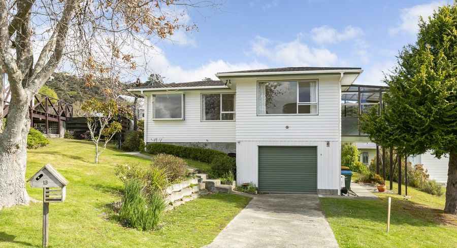  at 13 Carvel Lane, Whitby, Porirua