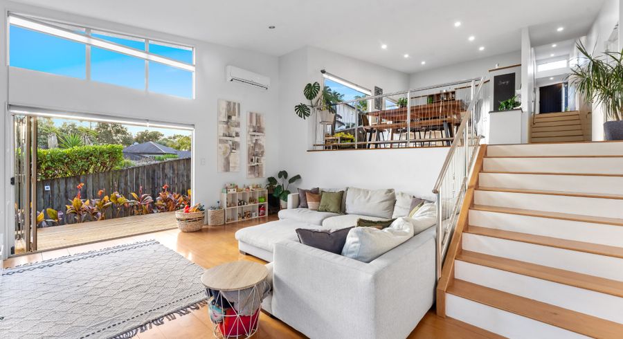  at 20 Admirals Court Drive, Greenhithe, Auckland