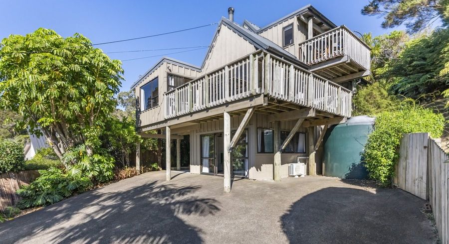  at 25 Elliston Crescent, Stanmore Bay, Rodney, Auckland