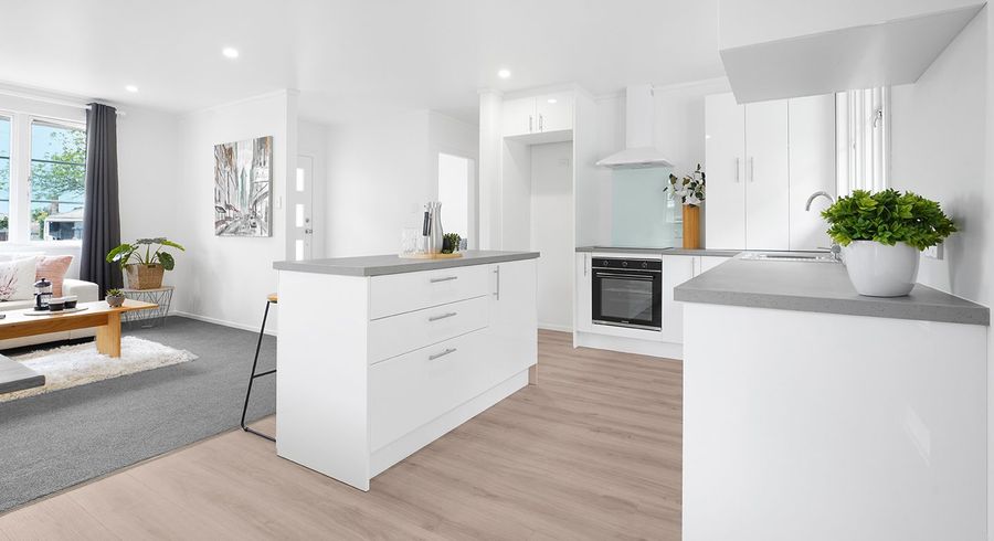  at 24 Glenview Terrace, Glenview, Hamilton