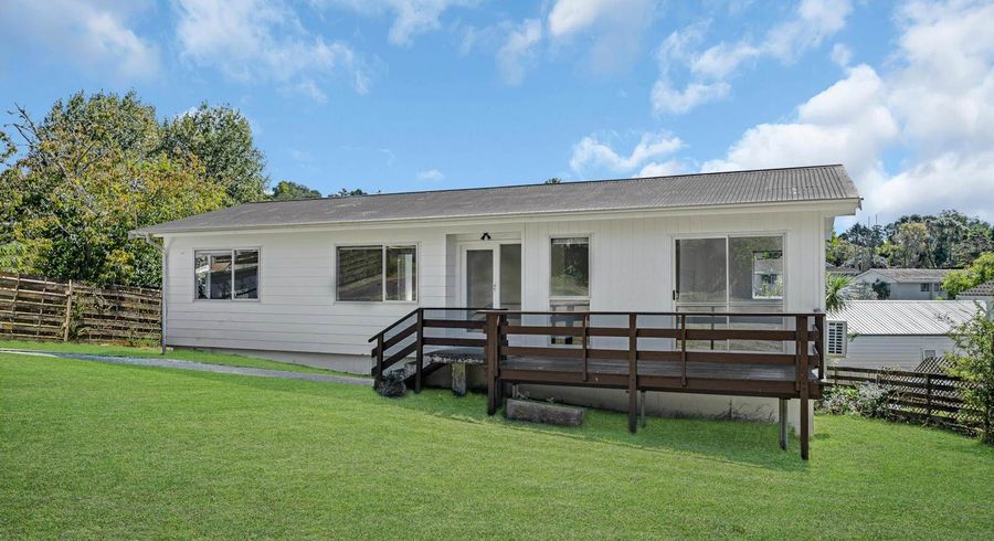  at 31 Leo Street, Glen Eden, Waitakere City, Auckland