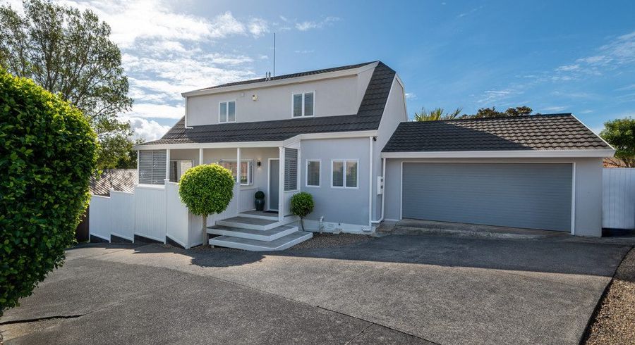  at 1/18 Altair Place, Windsor Park, North Shore City, Auckland