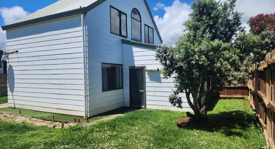  at 1/26 Barneys Farm Rd, Clendon Park, Manukau City, Auckland