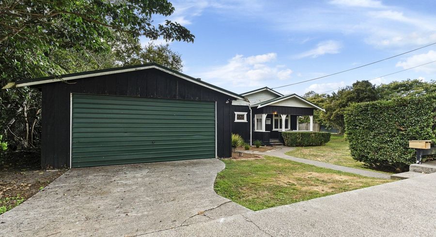  at 11 Woodleigh Street, Frankleigh Park, New Plymouth