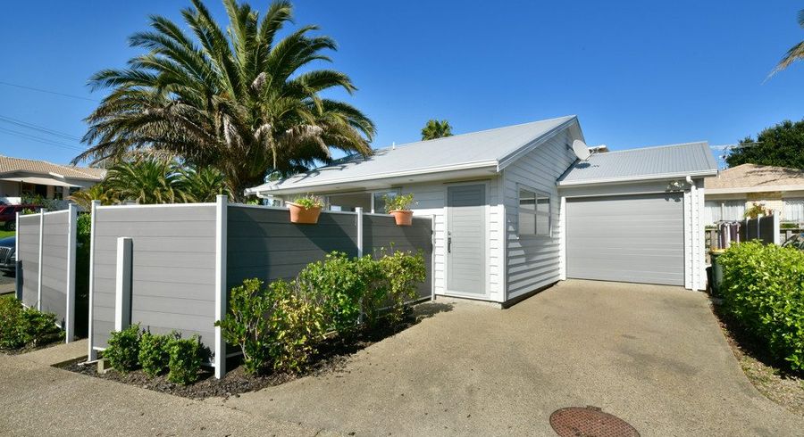  at 8A Beach Road, Manly, Rodney, Auckland