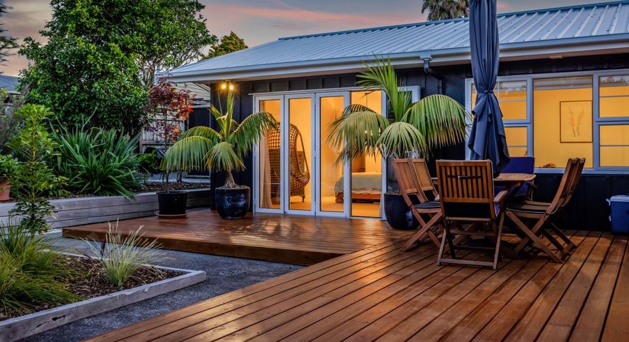  at 8 Hussey Street, Oakura, New Plymouth, Taranaki