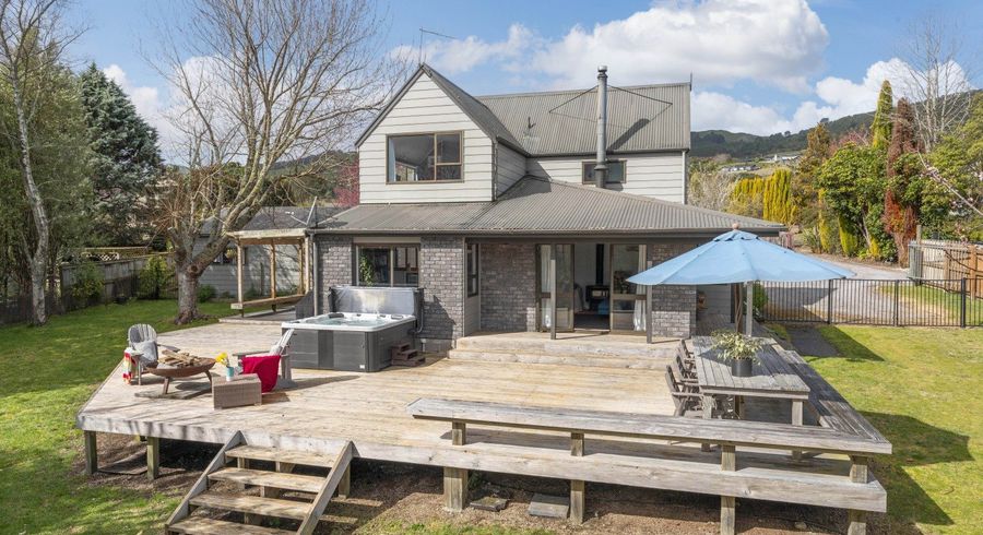  at 10 Angela Place, Kinloch, Taupo, Waikato
