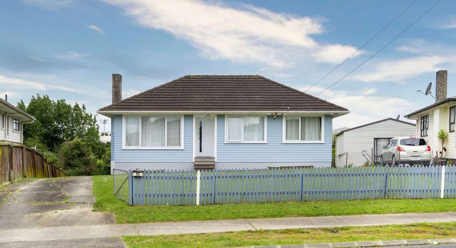  at 19 Antrim Crescent, Otara, Auckland