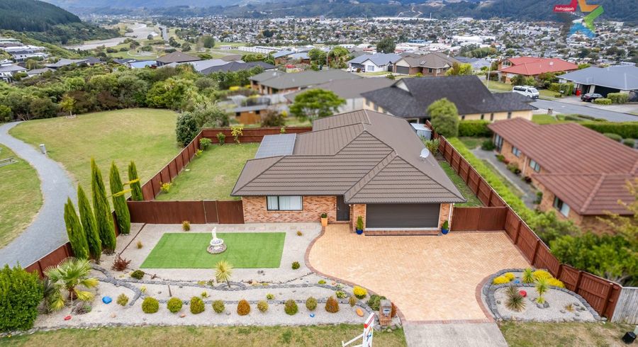  at 38 Kirton Drive, Riverstone Terraces, Upper Hutt