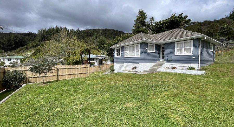  at 6 Reid Road, Wainuiomata, Lower Hutt