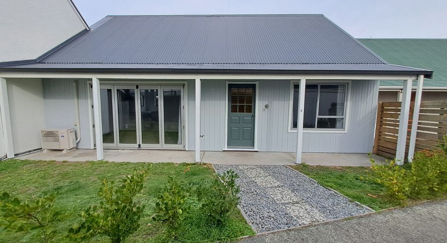 at 2/91 Nayland Street, Sumner, Christchurch City, Canterbury