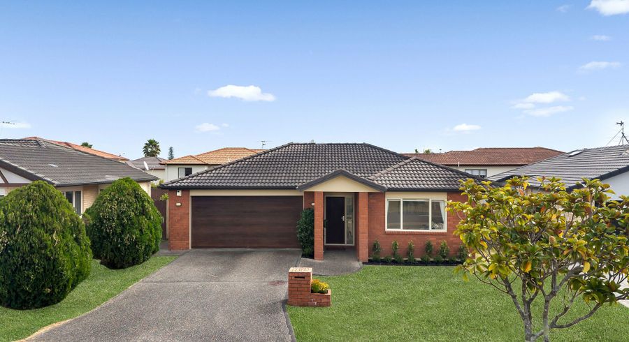  at 7 Middlefield Drive, East Tamaki Heights, Manukau City, Auckland