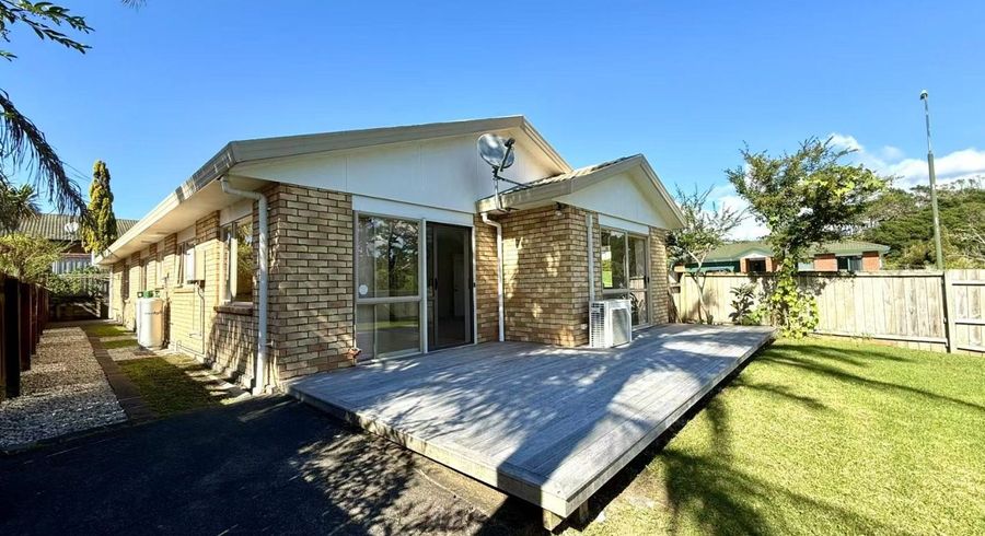  at 17 Parkcrest Drive, Henderson, Waitakere City, Auckland