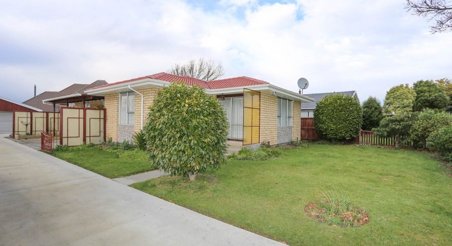  at 6 Karnak Crescent, Russley, Christchurch City, Canterbury