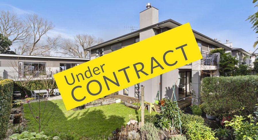  at 74E Ireland Road, Mount Wellington, Auckland