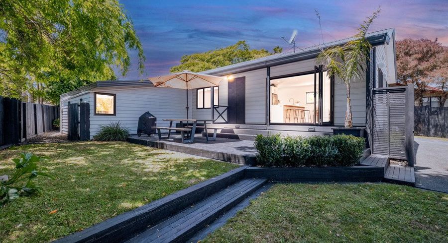  at 7 Leven Lane, Totara Heights, Auckland