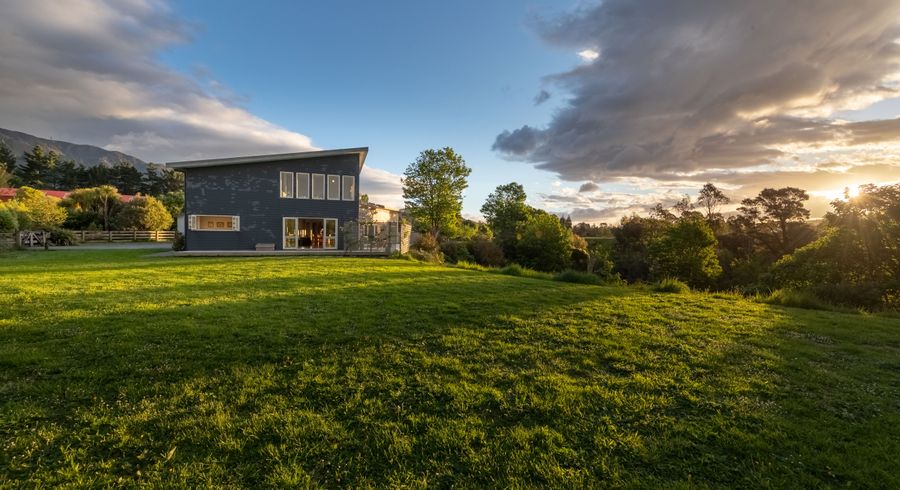  at 1144B Maymorn Road, Maymorn, Upper Hutt