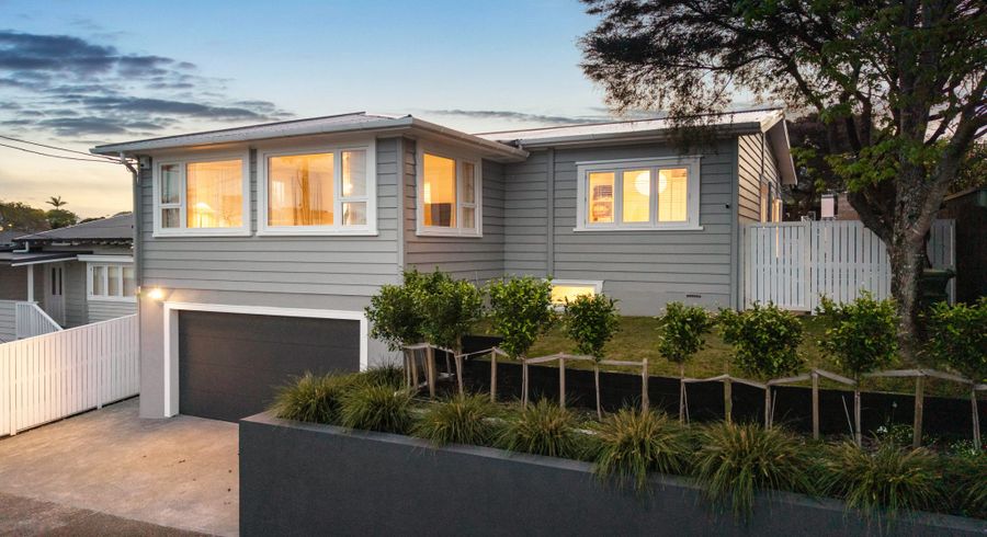  at 10 Bungalow Avenue, Point Chevalier, Auckland City, Auckland