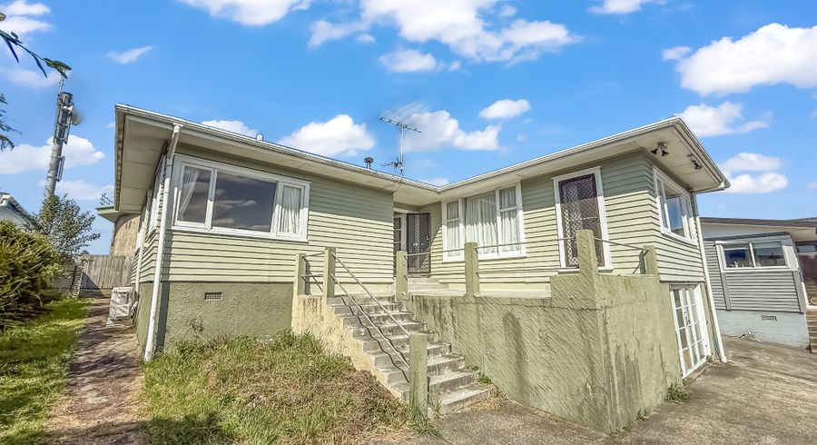  at 519A East Coast Road, Murrays Bay, North Shore City, Auckland