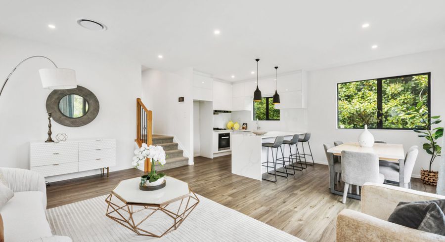  at 21 Coroglen Avenue, Birkenhead, North Shore City, Auckland