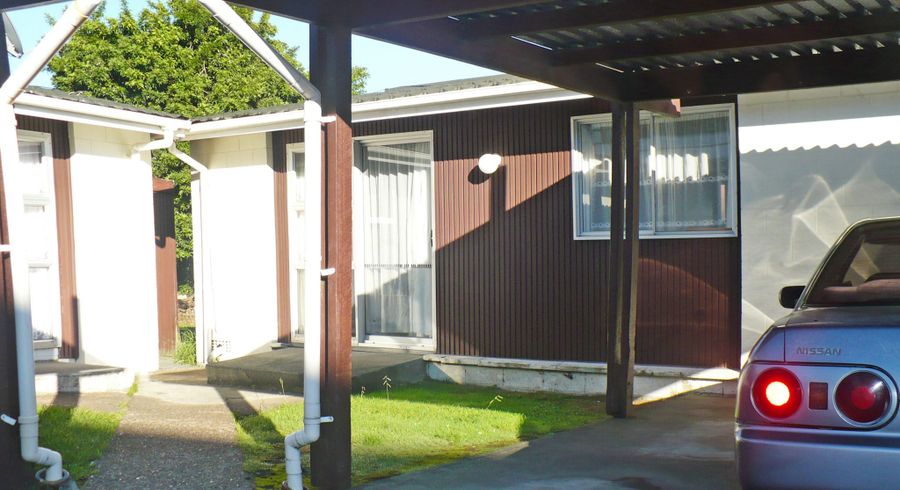  at 3/2 Vera Road, Te Atatu South, Waitakere City, Auckland