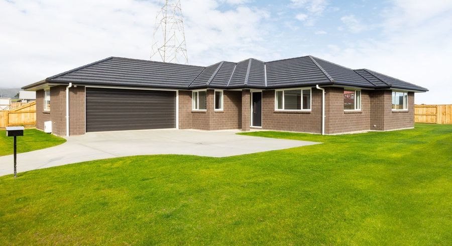  at 53 Atlantic Drive, Fitzherbert, Palmerston North, Manawatu / Whanganui