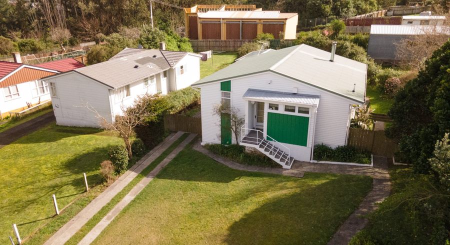  at 40 Niagara Street, Waitangirua, Porirua