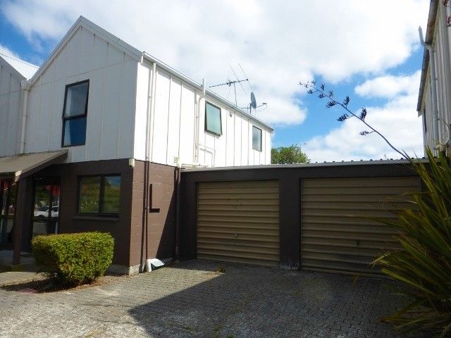  at 2/77 Lismore Street, Waltham, Christchurch