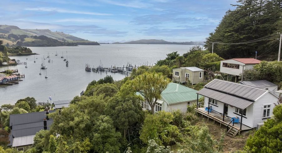  at 4 Harbour Terrace, Careys Bay, Dunedin, Otago