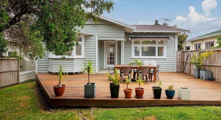  at 1/233 Mt Albert Road, Mount Albert, Auckland City, Auckland