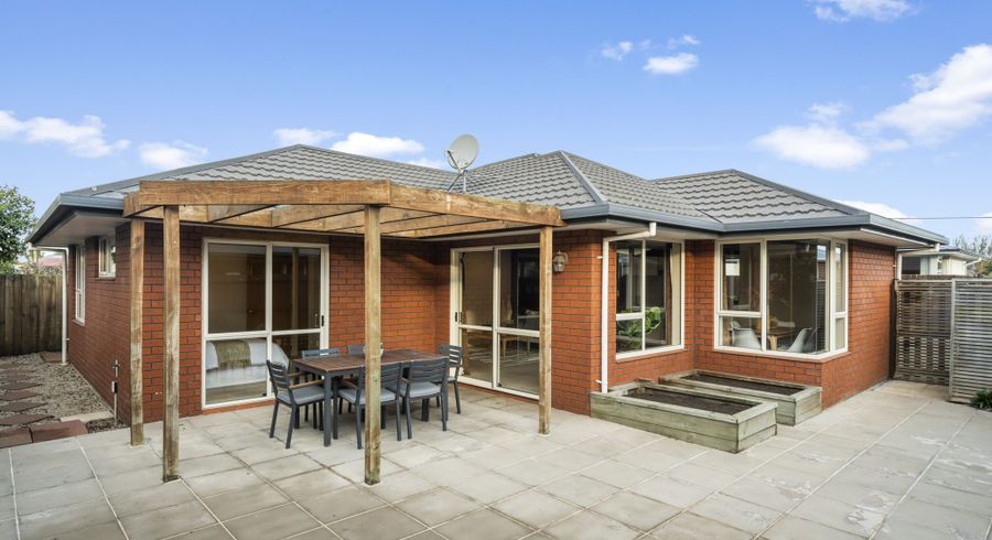  at 33A Daniels Road, Redwood, Christchurch