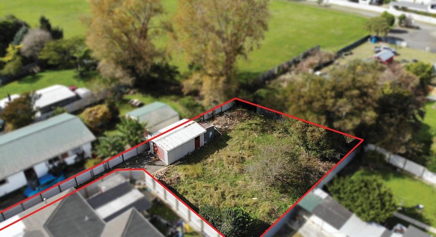  at 33 Dampier Avenue, Awapuni, Palmerston North, Manawatu / Whanganui
