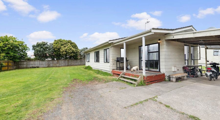  at 12 Stoll Place, Manurewa, Manukau City, Auckland