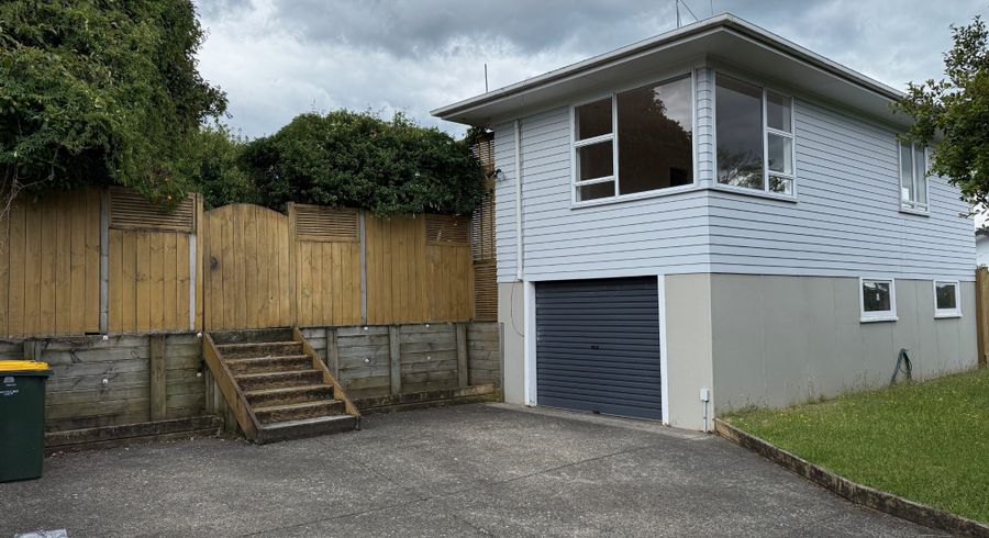  at 4 La Trobe Street, Pakuranga Heights, Manukau City, Auckland