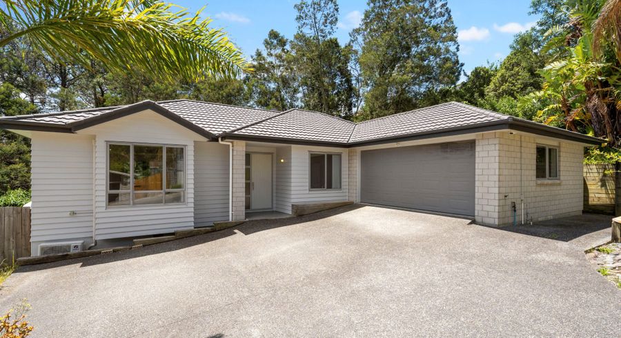  at 102 Tiriwa Drive, Massey, Auckland