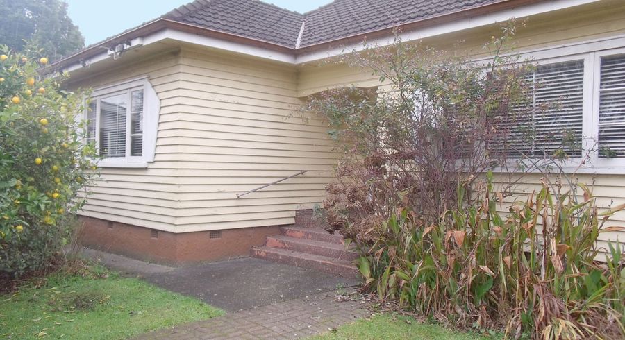  at 1 Olwyn Terrace, Dinsdale, Hamilton