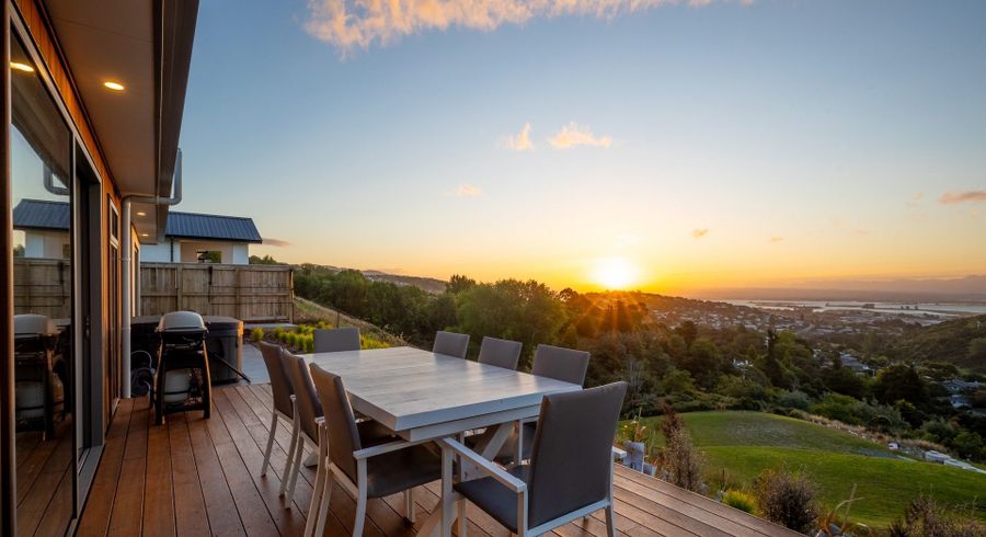  at 43 Vista Drive, Bishopdale, Nelson