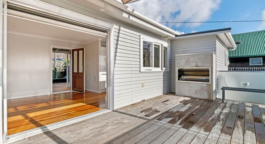  at 7a Cedar Tce, Stanmore Bay, Rodney, Auckland