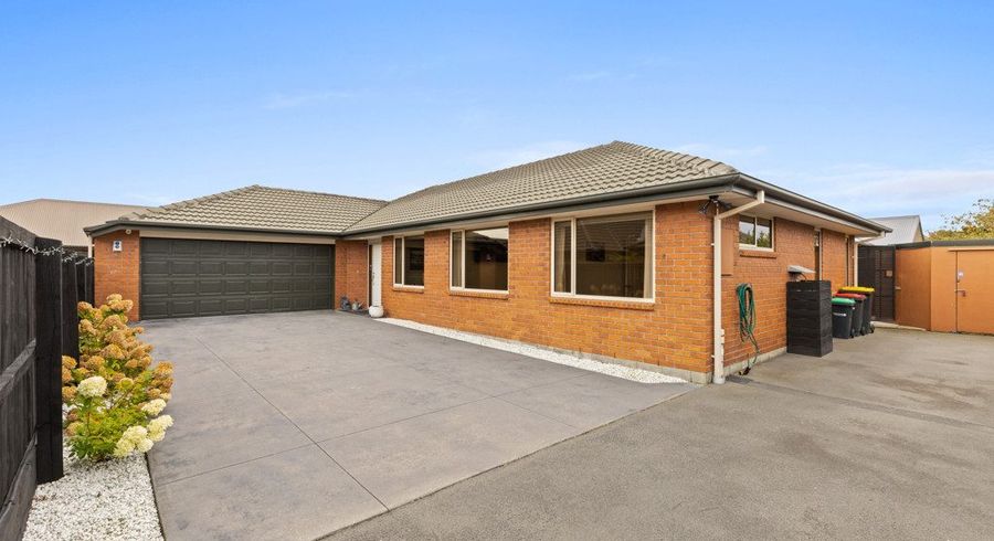  at 32 Eaglesome Avenue, Aidanfield, Christchurch City, Canterbury